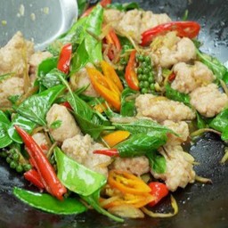 หมูเด้งผัดฉ่า ราดข้าว