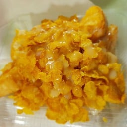 ปังหนานุ่ม ปิ้ง เนย + น้ำตาล + นม + คอร์นเฟลค