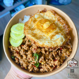 กะเพราหมูสับ+ไข่ดาว