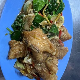 ผัดฉ่่าปลาคัง