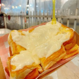 ขนมปังแผ่น