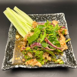 น้ำตกหมู