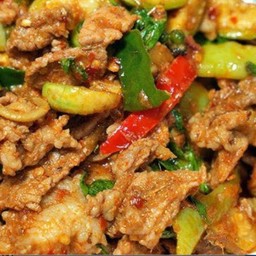 ผัดเผ็ดหมู