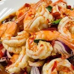 ยำกุ้งสุก