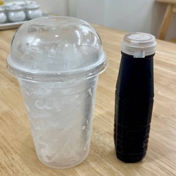 โอเลี้ยงถัง (แยกน้ำ+น้ำแข็ง)