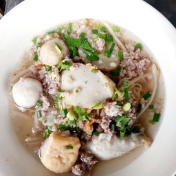 ก๋วยเตี๋ยวแคะน้ำใส