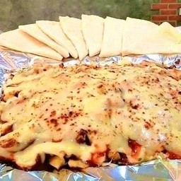 สลัดไก่&ทูน่าโคตรชีส