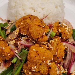 ข้าวยำไก่แซ่บ