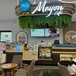La Mayon Coffee สาขาระนอง