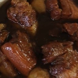 พะโล้สามชั้น หมูเด้งๆ