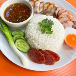 ข้าวหมูแดง+หมูกรอบ