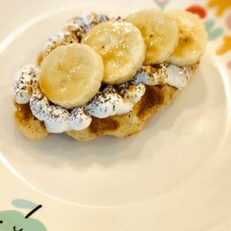 ครอฟเฟิล-วิปครีมกล้วยคาราเมล