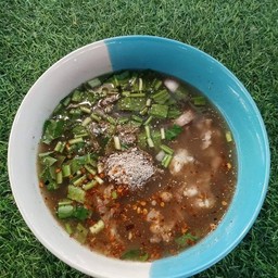 ไก่ย่างบายพาสผึ้งรวง(ปากทางเข้าวัดแพะโครง)