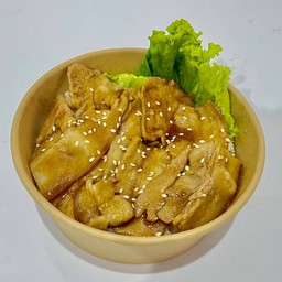 ข้าวหน้าหมูสามชั้นสไลด์ผัดซอสเทอริยากิ