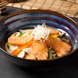 แซลมอน โกโมะคึ ราเมน / Salmon Gomoku Ramen