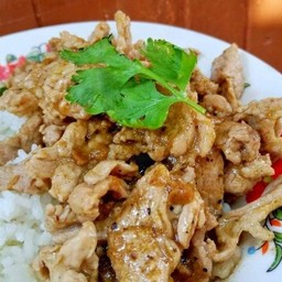 ข้าวกระเทียม