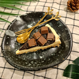 A6. ช็อคโกแลตชีสเค้ก (เค้กชิ้น)