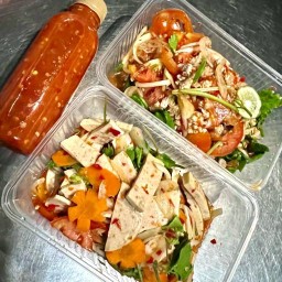 ยำเลยแซ่บ