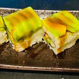 Eel,AVOCADO, ASPARAGUS SEAWEED