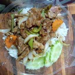 ร้านแม่เดียร์กระเพรา,สุกี้