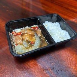 ม่อนและกุ้งดอง