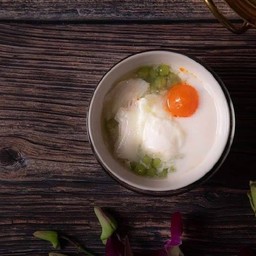 บัวลอยไข่คู่+มะพร้าวอ่อน(ไข่หวาน+ไข่เค็ม)