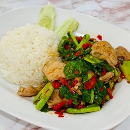 คะน้าหมูชิ้น (ข้าวหอมมะลิ)