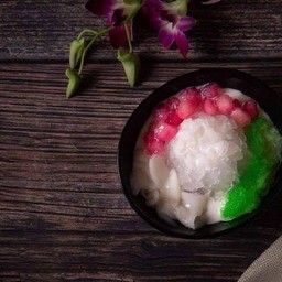 ทับทิมกรอบ+ซาหริ่ม+มะพร้าวอ่อน น้ำกะทิสด