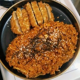 ข้าวผัดกิมจิหมูทอด