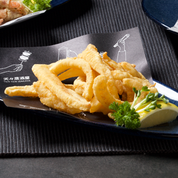 เฟรนฟรายปลาหมึกทอด / Fried Calamari French Fries