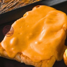 ขนมปังปิ้งสังขยาชาไทย