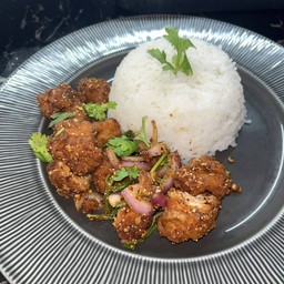 ข้าวยำไก่แซ่บ