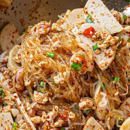 ลาบวุ้นเส้นหมูยอ(กับข้าว)