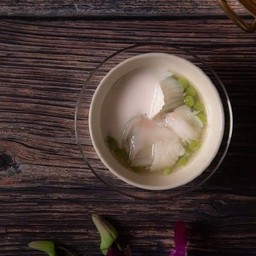 บัวลอยไข่หวาน+มะพร้าวอ่อน