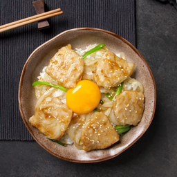 ข้าวหน้าหมูโชงาพร้อมไข่ดอง / Shogayaki Don