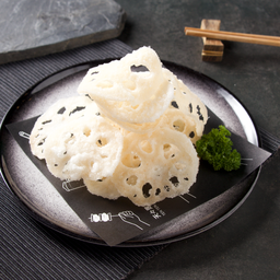 รากบัวแผ่นทอดกรอบ / Lotus Root Chips