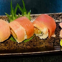1009.MAGURO ROLL(HALF 3P)