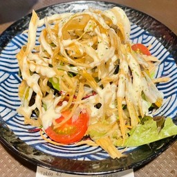 Pumpkin-Burdock chips salad