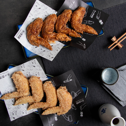 ปีกไก่ทอดซอสเผ็ด / Crispy Spicy Chicken Wings