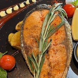 For'est space café & bistro