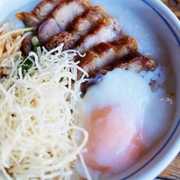 โจ๊กหมูกรอบ