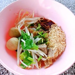 ก๋วยเตี๋ยวเนื้อตุ๋น-หมูตุ๋น&ตามสั่ง👍(จ่าหวาน)
