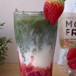 สตรอว์เบอร์รี่มัทฉะ