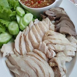 ไก่ต้ม+เครื่องใน+น้ำจิ้ม สั่งเป็นกับ