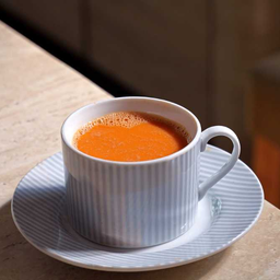 ชาไทยนม ร้อน