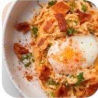 สปาเก็ตตี้คาโบนาร่าซอสพริกศรีราชา+ไข่ออนเซ็น