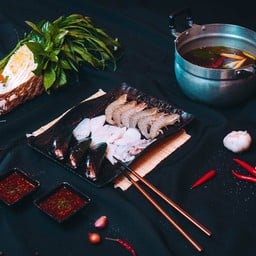 ชุดแจ่วฮ้อนทะเล(กุ้ง+หมึก)