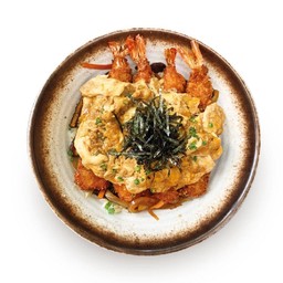 คัตสึด้งกุ้ง ราดไข่