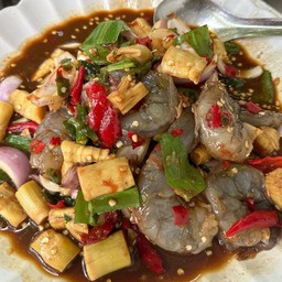 ตำกุ้งสดหน่อไม้