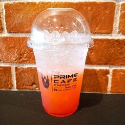 สตอเบอรี่ โซดา